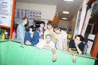 방탄소년단, 美빌보드 핫100 1위…한국 최초 [공식]
