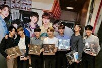 [DAY컷] 방탄소년단, ‘음악캠프’ 인증샷 “행복한 라디오 나들이”