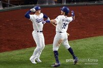 [NLCS7] ‘벨린저 결승포’ LA다저스, 애틀랜타 꺾고 2년 만에 WS 행