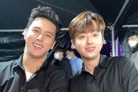 [DAY컷] 장민호X이찬원, 훈훈 투샷에 영탁 “인물 죽이네!”