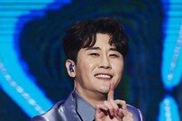 [DA:차트] ‘트롯픽’ 영탁, 위클리 투표 1위…독보적 존재감