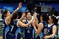 [포토] 신한은행, BNK 썸을 상대로 71-66 승리!