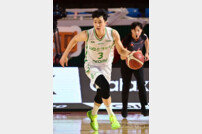 식지 않은 DB 허웅의 인기…KBL 개막 맞아 특별 광고까지 등장