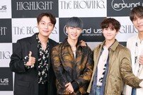 [종합] ‘3년7개월만 컴백’ 하이라이트 “샤이니 보며 힘…롱런 하고파”