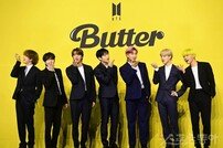 [포토] 방탄소년단 ‘’Butter‘ 먹지 말고 들으세요’