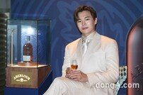 [DA포토] 박은석, 위스키 한잔의 여유