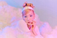 태연 ‘Weekend’ 무대 8일 첫 공개…뮤비 유출은 “확인 중” [공식]