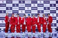 크래비티 “몬스타엑스 기현-민혁→주영 선배 도움 든든, 감사하다”