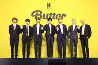 BTS ‘버터’ 역주행 1위…美 빌보드 다시 사르르