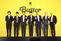 방탄소년단 ‘Butter’ 美빌보드 ‘핫100’ 1위 재탈환 [공식]