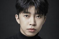 임영웅, 목숨 구한 미담→‘트롯픽’ 위클리男 1위까지 [DA:차트]