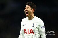 ‘손흥민 쐐기골’ 토트넘, 브렌트포드 완파 ‘EPL 6위 도약’