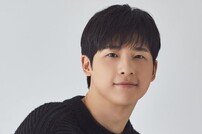 B1A4 신우-공찬 새 개인 프로필 사진 공개