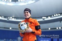 뷔스트, 사상 최초로 5개 대회 연속 금메달 [베이징올림픽]