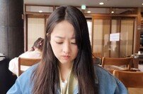 볼빵빵 박보영, ‘여친짤’ 장인…냉면 야무지게 냠냠 [DA★]