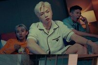 에너제틱한 강다니엘…트랙비디오 연속 공개