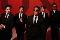 1세대 ‘원조 아이돌’ god·신화, 나란히 새출발