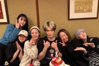 SM·동방신기 출신 김재중, 데뷔 19주년…DSP 카라 축하받아