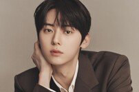 황민현, ‘보이즈 플래닛’ 첫 스타 마스터…연습생들 만난다