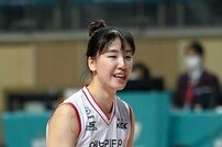 ‘제2의 김연경? 양효진!’ KGC인삼공사 정호영, 미들블로커로 꽃 피우다