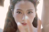 블랙핑크 지수 “솔로 데뷔, 새로운 ‘나’ 발견…멤버들 반응 좋아” [일문일답]