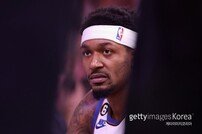 NBA 올스타 가드 브래들리 빌, 팬 폭행 혐의로 기소 위기