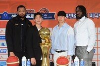 ‘서로를 존중하고 인정한 라이벌’ KGC 오마리 스팰맨과 SK 자밀 워니