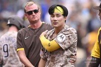 ‘허슬플레이 후 부상’ 김하성, ‘금강불괴’ 저력 보일까