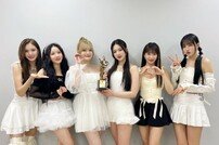 스테이씨, '서울가요대상' 본상 수상 "우리 노래로 몸도 마음도 건강하길"