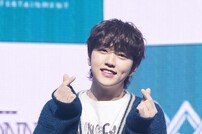 B1A4 산들, 야무진 손하트 [DA포토]