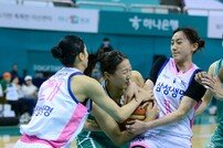 정예림-이주연, 양보 없는 싸움 [포토]