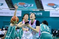 배혜윤 ‘뱀처럼 빠져나와’ [포토]