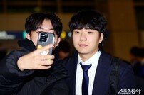 김현준, 팬과 셀카~ [포토]