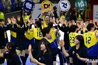 현대건설, 페퍼저축은행 꺾고 시즌 20승 선착! [포토]