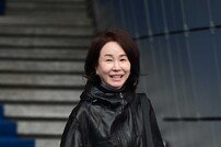 김미숙, 밝은 미소로 등장 [포토]