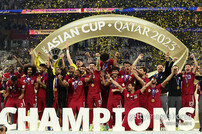 카타르, 2023 아시안컵 우승 ‘우리가 챔피언’ [포토]