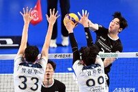 허수봉, 막아도 소용없어! [포토]