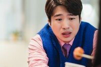 ‘은퇴밈의 시초’ 안재홍 “‘닭강정’ 웹툰 캐릭터와 생김새 흡사”