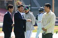 한 자리에 모인 KBO 레전드들 [포토]