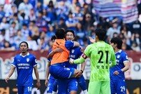 수원 5-1 승리 이끈 김현 [포토]