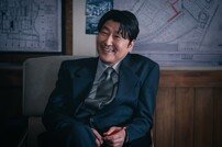 송강호 “첫 시리즈…신인의 자세로 치열하게 작업” (삼식이 삼촌)