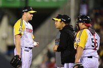 엔스, 4이닝 못 채우고 강판 [포토]