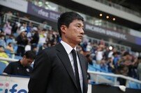 한국프로축구연맹, 광주에 경위서 요청…이정효 감독 둘러싼 논란 검토한다