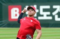 이숭용 감독 “데뷔전 승리 따낸 시라카와, 경쟁력 있겠다 느껴”