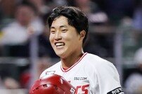 ‘연장 10회말 끝내기 적시타’ SSG 박지환 “끝내기를 치고 이길 수 있어 꿈만 같았다”
