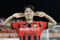 ‘100만원짜리 사나이’ 꼬리표 떼고 ‘신분 상승’ 양민혁, 진짜 프로 날개 달고 훨훨