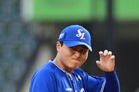 이승현, 폭투가 아쉬워