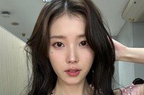 아이유, 방콕 빛낸 공주님 미모…심쿵 부르는 비주얼 [DA★]