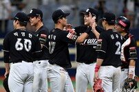 KT, 키움을 상대로 12-8 짜릿한 역전승