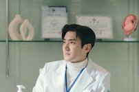 최시원 산부인과 의사 변신… 벌써 웃기네 (DNA 러버)